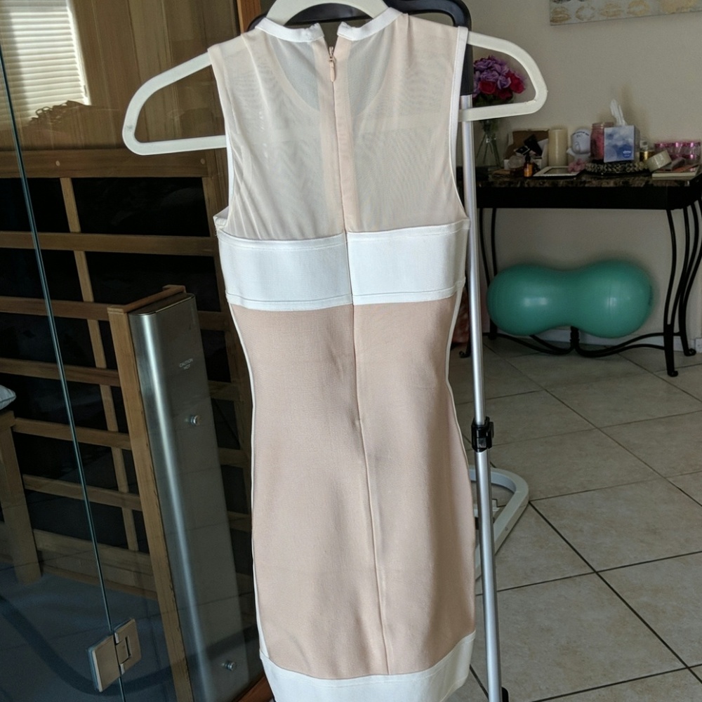 Dress - Picture 2 of 3